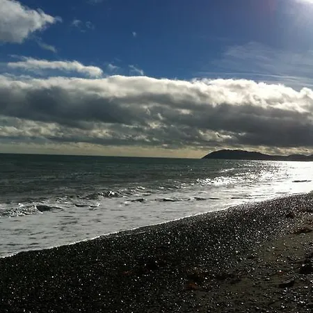 Fantastic Location Killiney